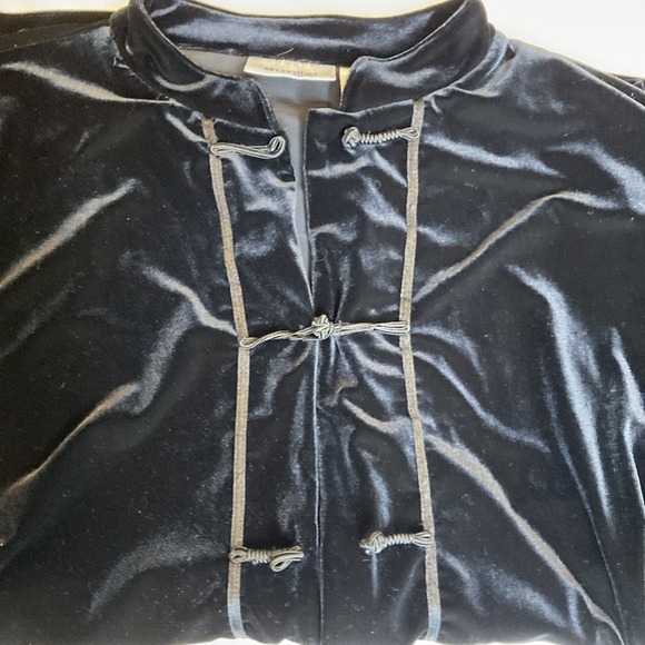 Units Woman Black Velvet Jacket‎ Frog Close Mandarin Collar Size 1X - Picture 8 of 8